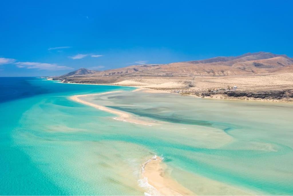 Tia Lisa Dunasol Corralejo Luaran gambar