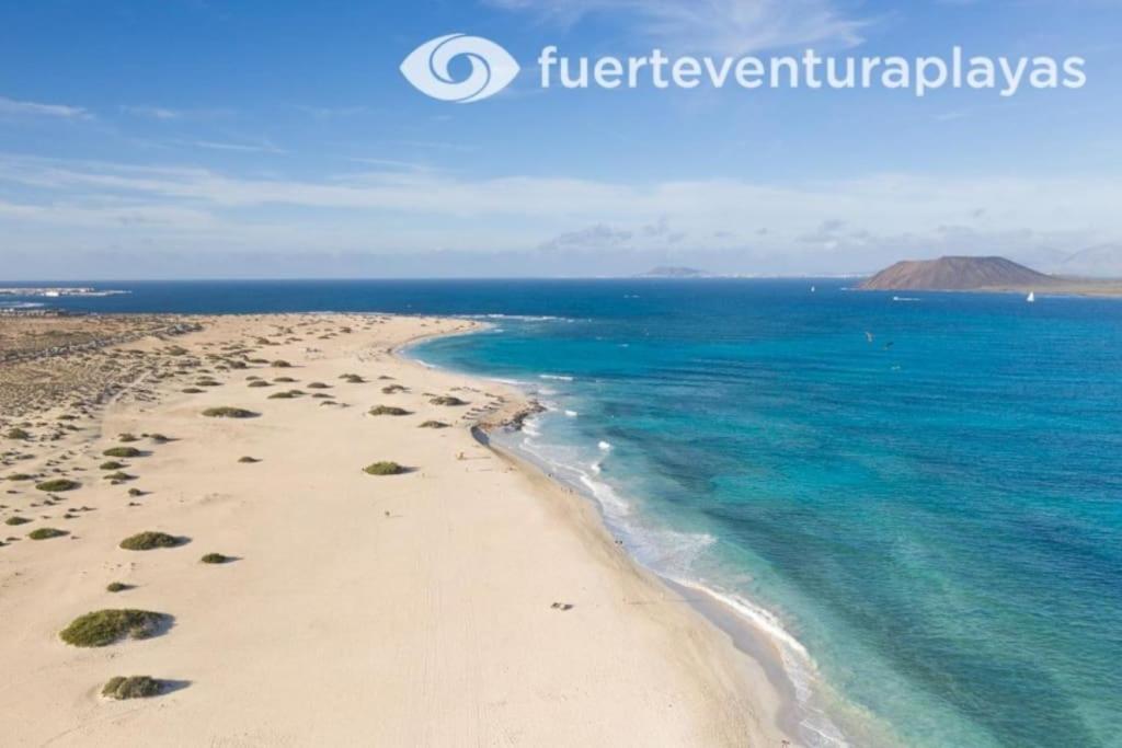 Tia Lisa Dunasol Corralejo Luaran gambar